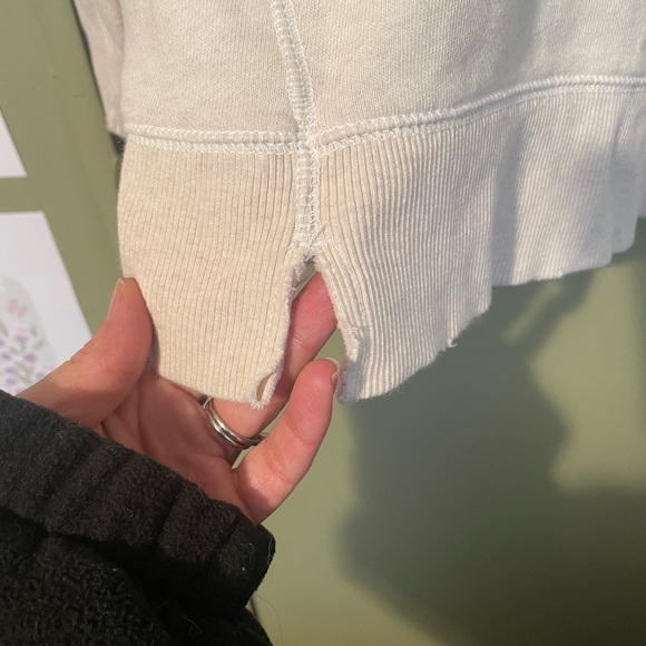 Aerie Downtime Oversized Big Hug V-Neck Sweatshirt Heather Frost Color Sz XXS - Picture 4 of 10